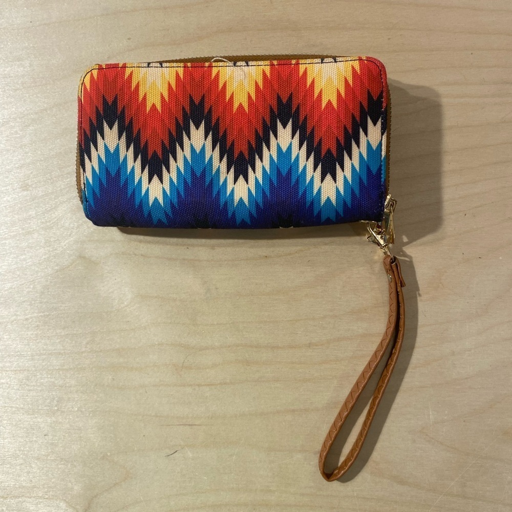 Colorful Geometric Women's Wristlet (NY)